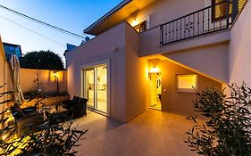 Find Your Haven In Morena Celeste Seaside Puntamika Apartments!