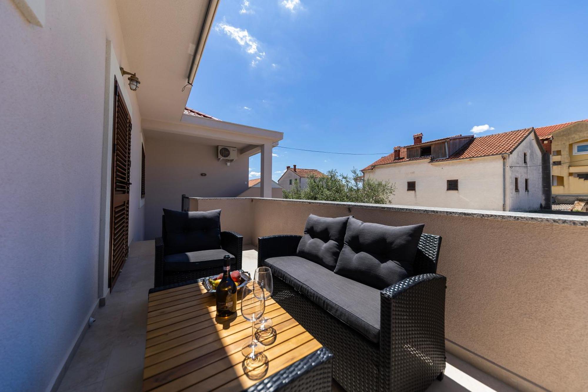 Find Your Haven In Morena Celeste Seaside Puntamika Apartments! Zadar Exterior foto