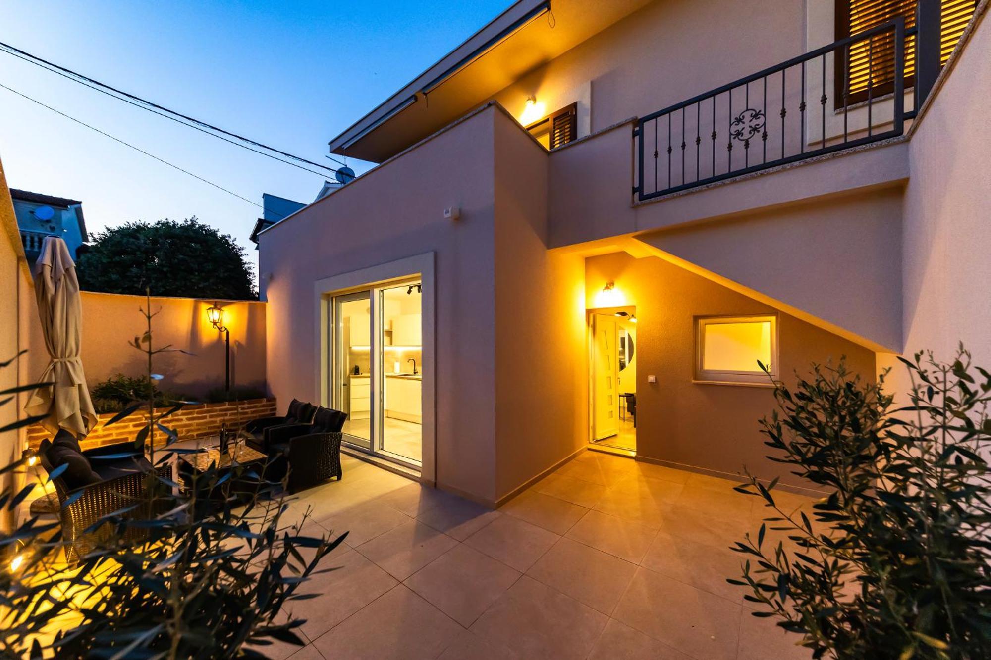 Find Your Haven In Morena Celeste Seaside Puntamika Apartments! Zadar Exterior foto